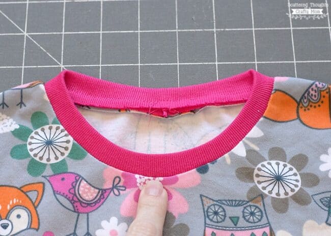 Free T-shirt Pattern for Girls (sz 3 to 14) - Scattered Thoughts of a ...