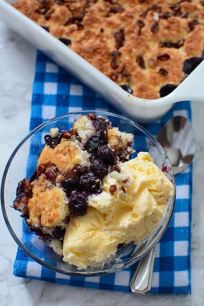 Easy Homemade Blueberry Cobbler Recipe