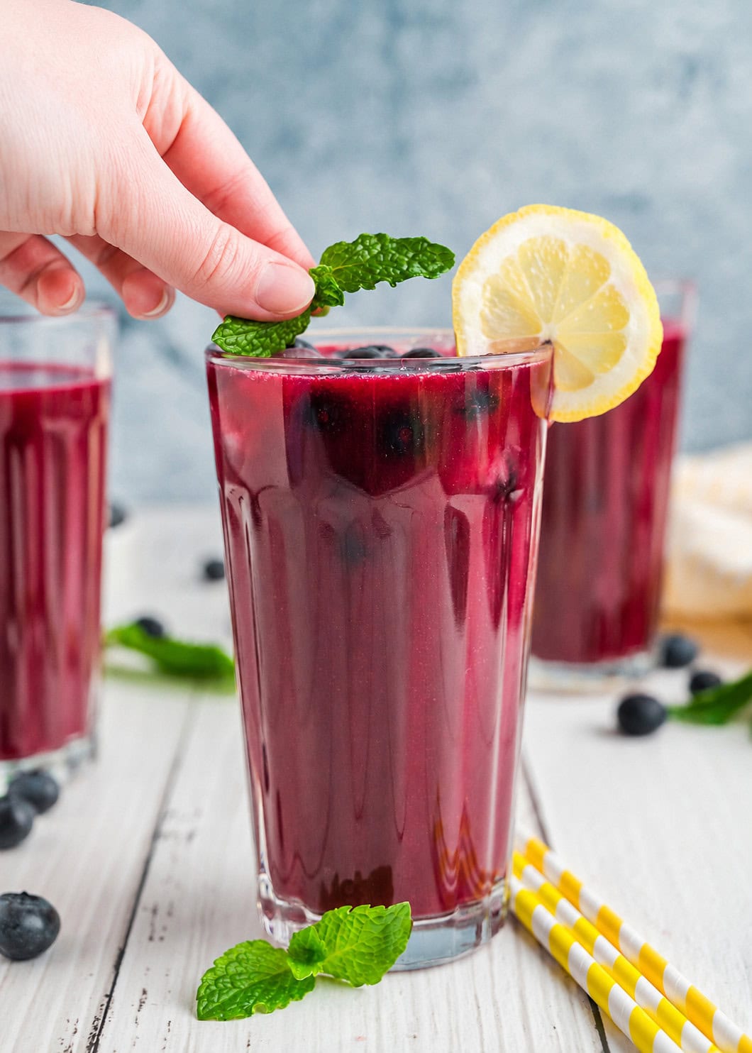 easy homemade blueberry lemonade