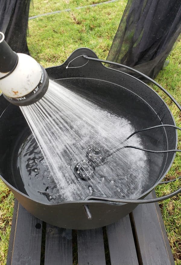 How to Make a Bubbling Cauldron for Halloween