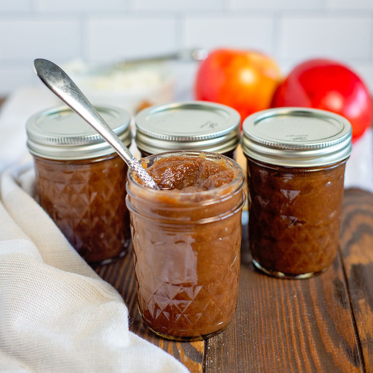 canning homemade apple butter