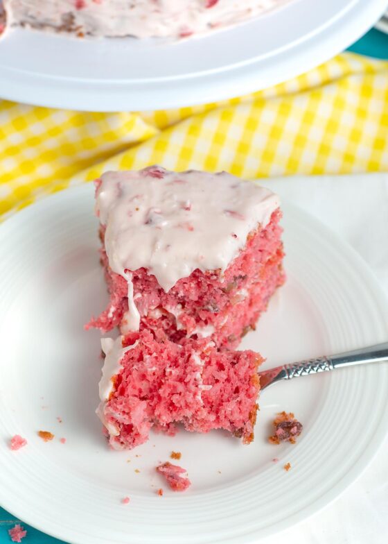 The BEST Homemade Strawberry Cake with Jello