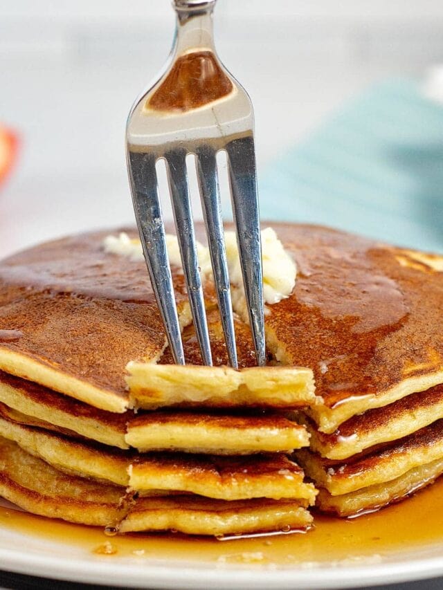 3 ingredient protein pancakes
