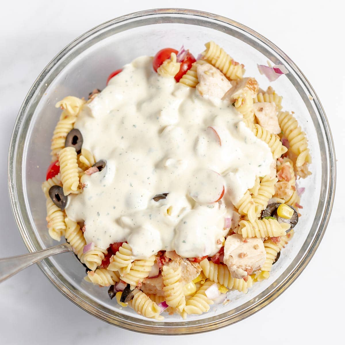 how to make chicken bacon ranch pasta salad
