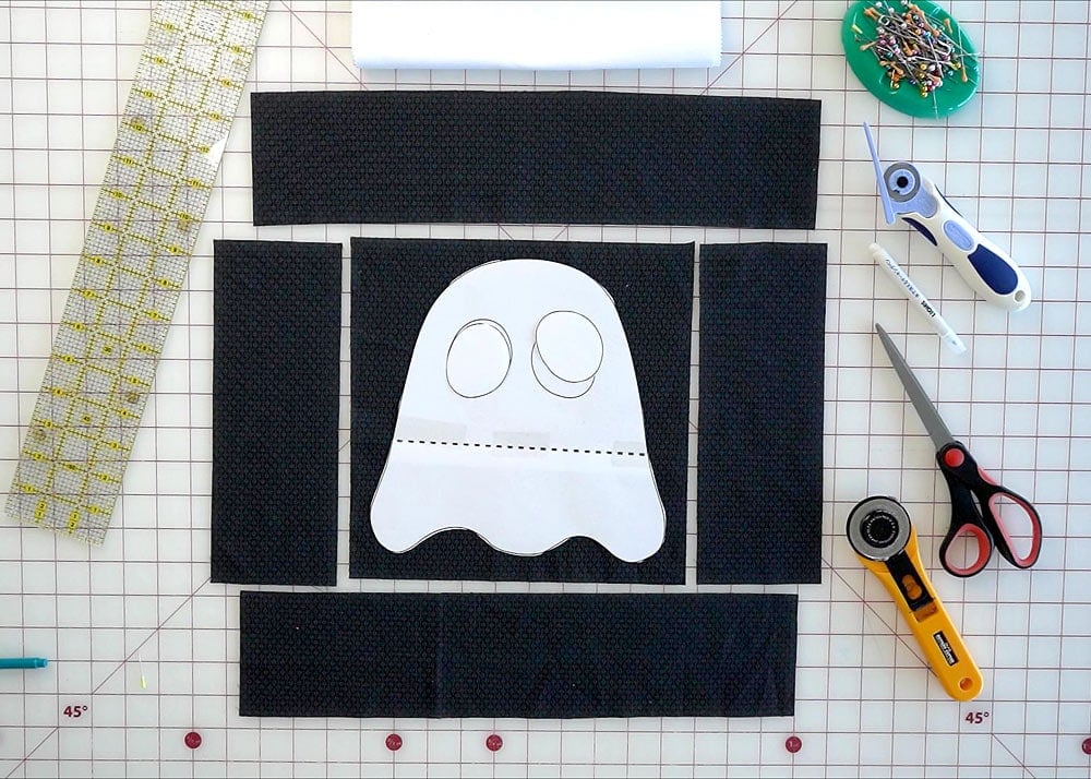 materials needed to sew a ghost pillow