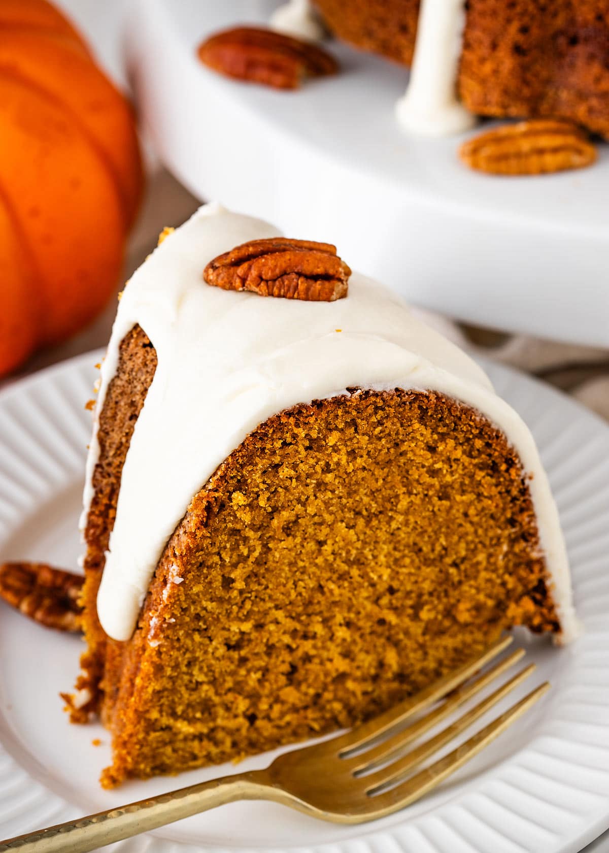 pumpkin bundt cake with cream cheese frosting