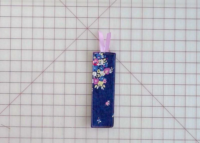 Easy Fabric Bookmarks (Beginner Sewing Project with Scrap Fabric)